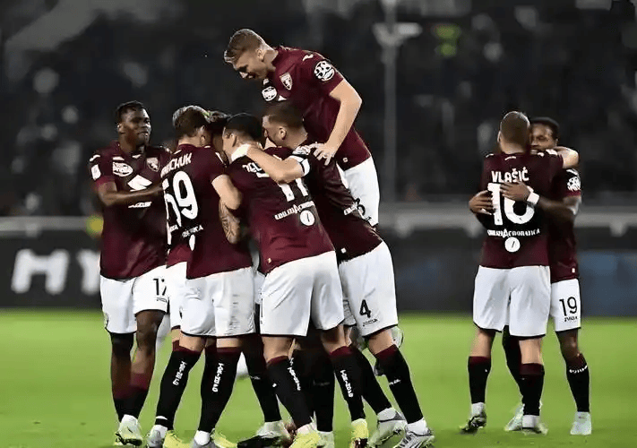 周日003意甲保级战：萨索洛残阵主场破局？克雷莫纳客场哑火难寻胜机